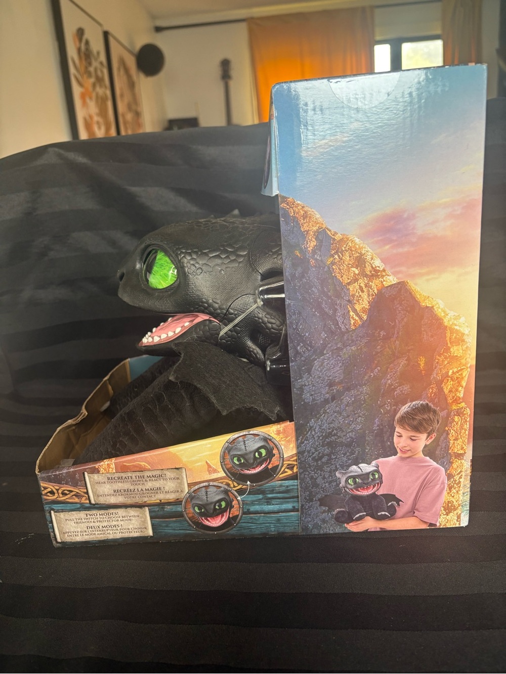 Official Toothless Puppetronic Interactive Dragon - Picture 3 of 14